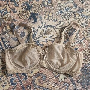 Le Mystere Lace Bra in Beige